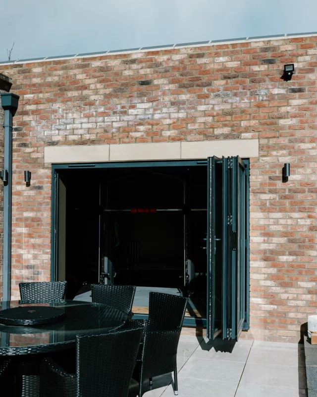 Gorgeous home! Another project in the bag we’re proud of being part of 👏🏼👏🏼🏡 

📞 01642 227035
✉ info@bmbifoldingdoors.co.uk
💻 www.bmbifoldingdoors.co.uk

#bmbifoldingdoors #bifolds #bifoldingdoors #newdoors #selfbuild #homegym #internaldoors #homeinteriors #homeimprovement #homeproject #reno #homereno