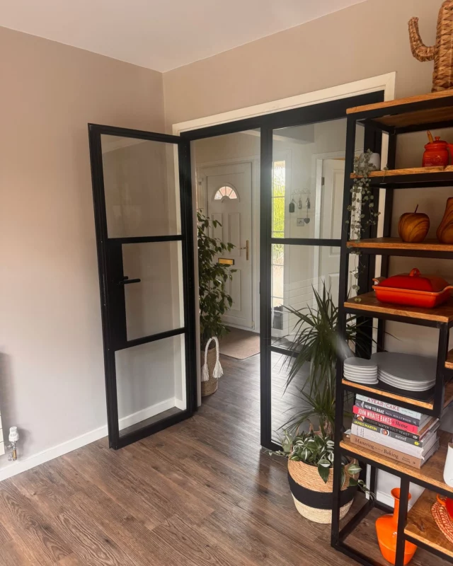 Our customers in York delighted with their new Internal Alu Space French Doors yesterday! 🤩 

#internaldoors #homeimprovement #homeinspo #homestyling #aluelite #myhome #homerenovation #homerenos #reno