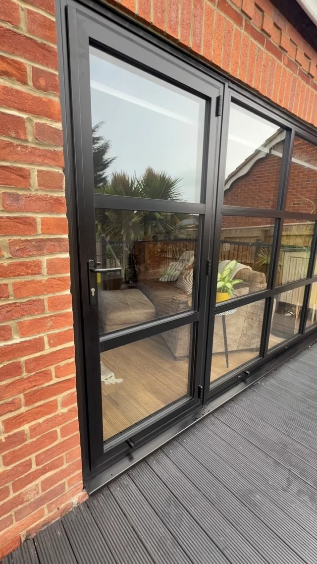 A timeless choice, finished to perfection.
Our Heritage Aluminium Bi-Folds combine the elegance of traditional steel-look glazing with the practicality of modern aluminium.

Supplied and fitted for another happy customer.